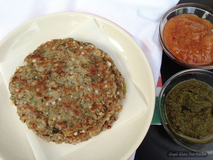 sago-thalipeeth