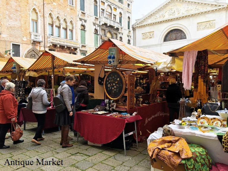 antique-market